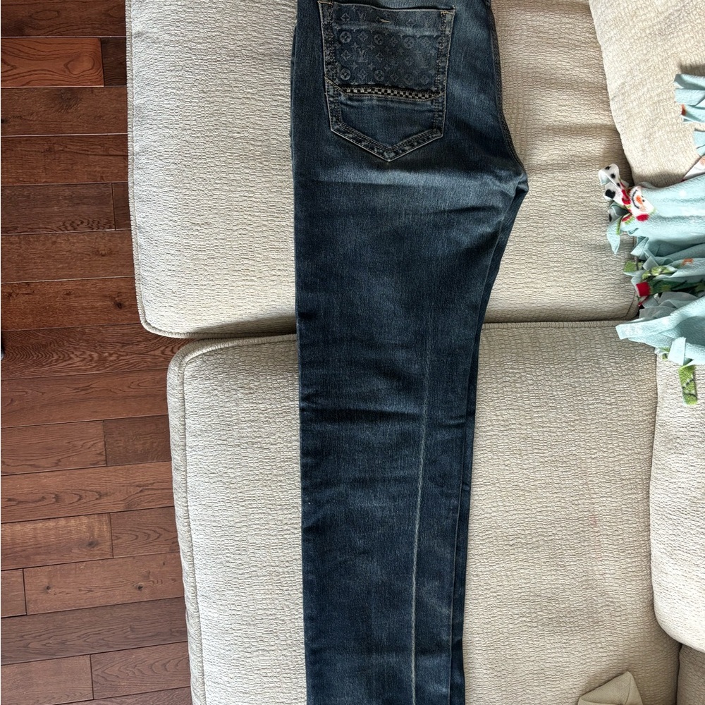 Louis Vuitton Faded Blue Skinny Jeans - Picture 2 of 4